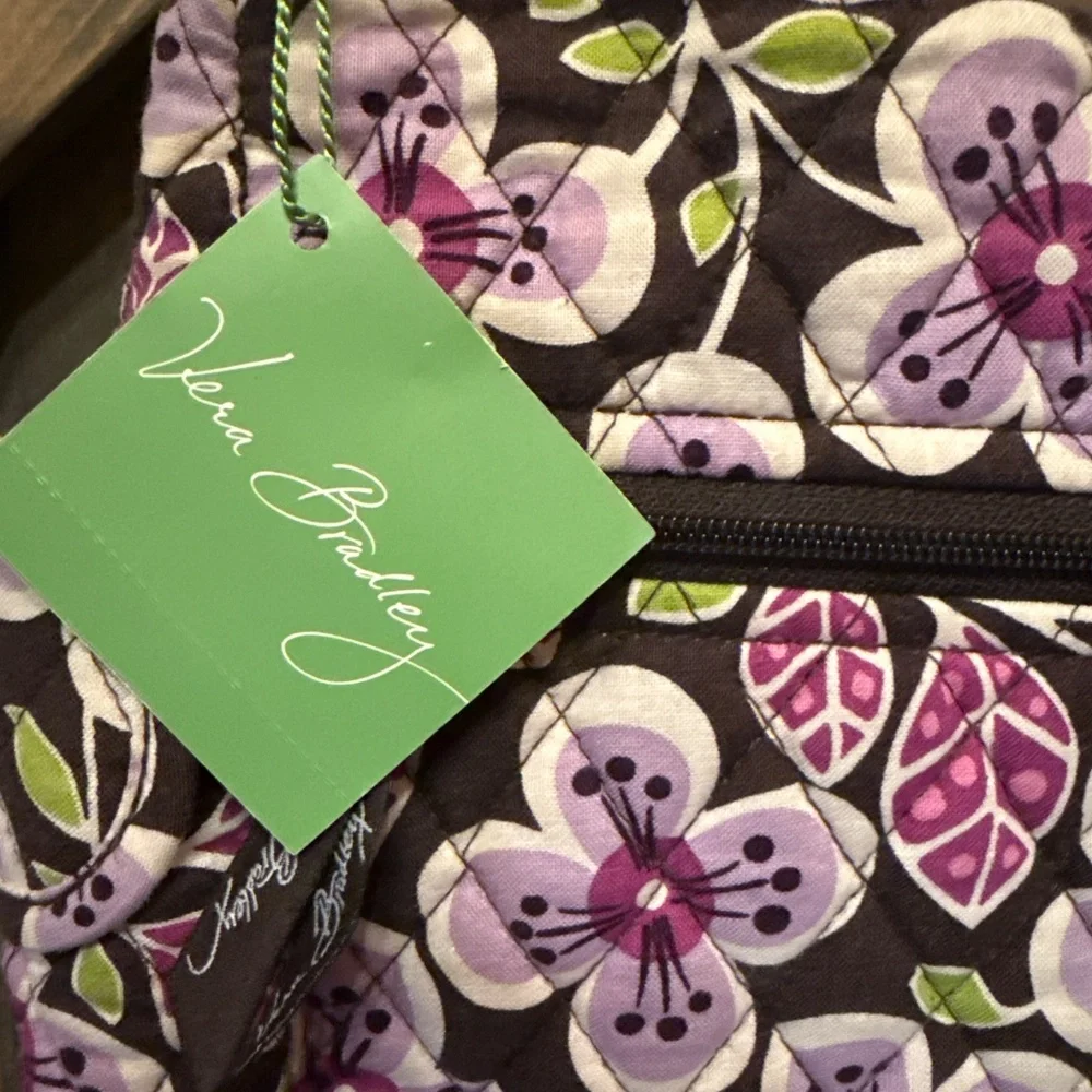 Vera Bradley On The Go Plum Petals - Picture 4 of 8